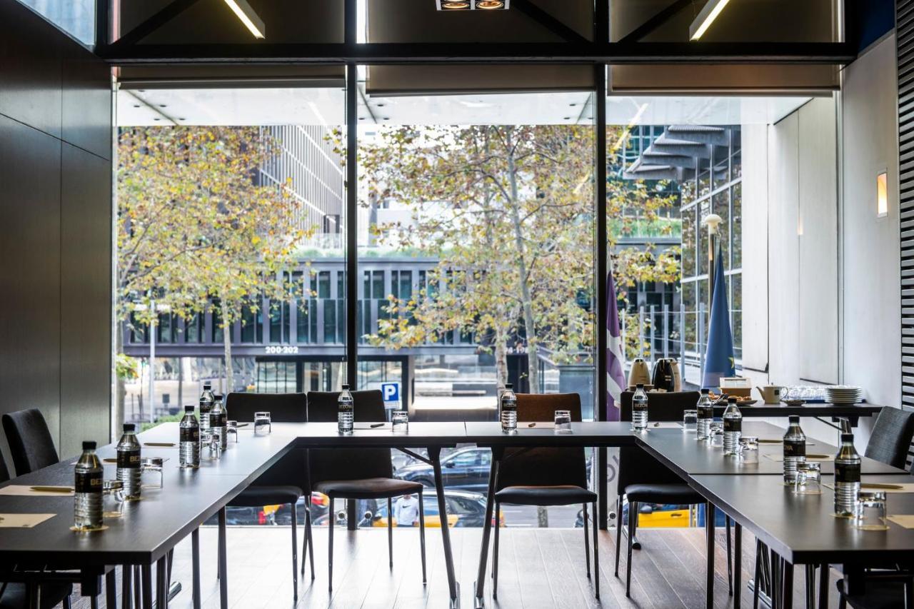 Holiday Inn Express Barcelona City 22@ By Ihg Esterno foto
