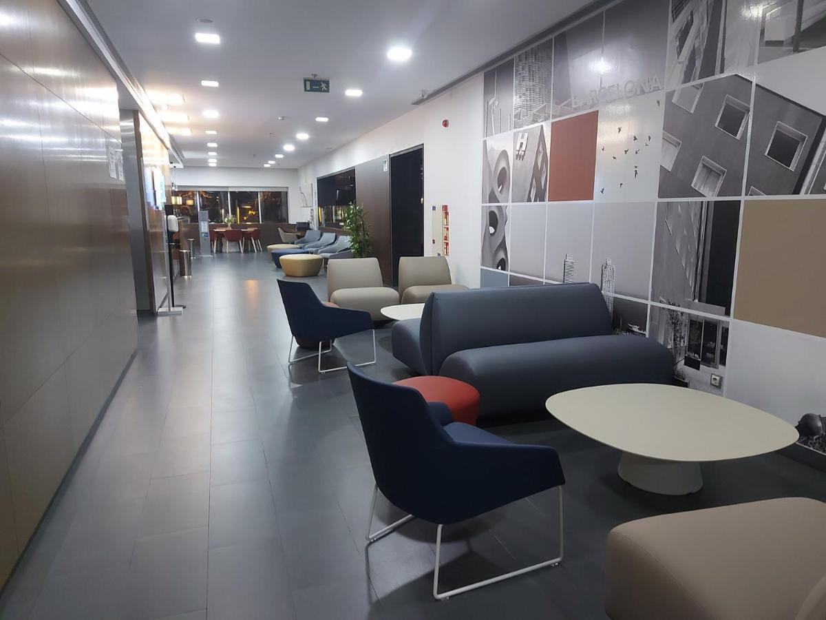 Holiday Inn Express Barcelona City 22@ By Ihg Esterno foto
