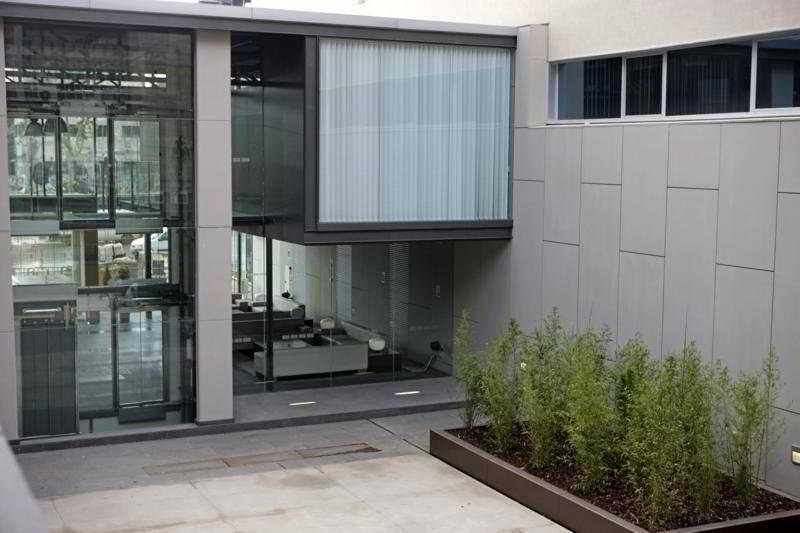 Holiday Inn Express Barcelona City 22@ By Ihg Esterno foto